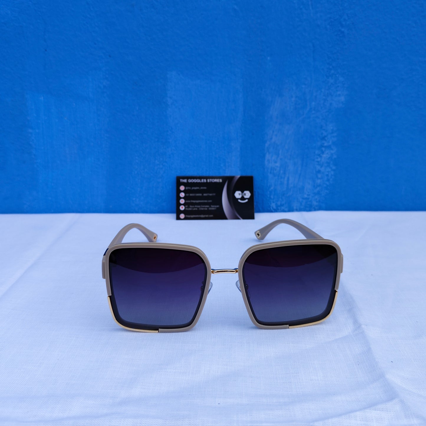 Oversized Women Sunglasses 03