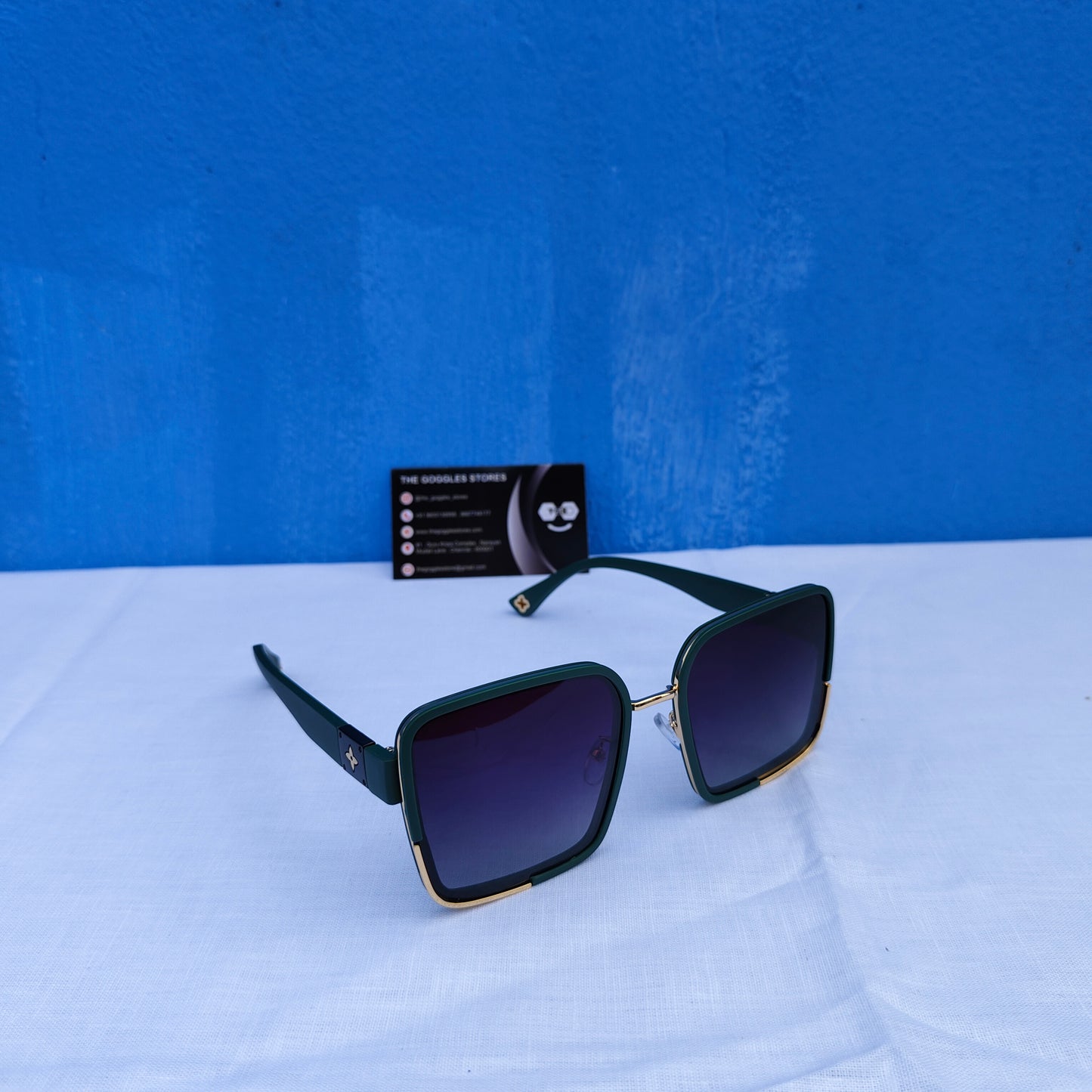 Oversized Women Sunglasses 03