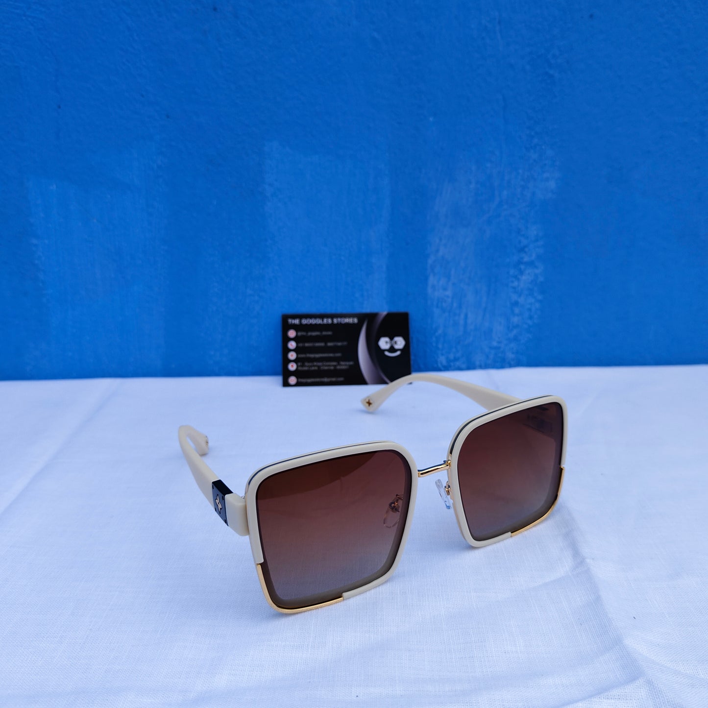 Oversized Women Sunglasses 03