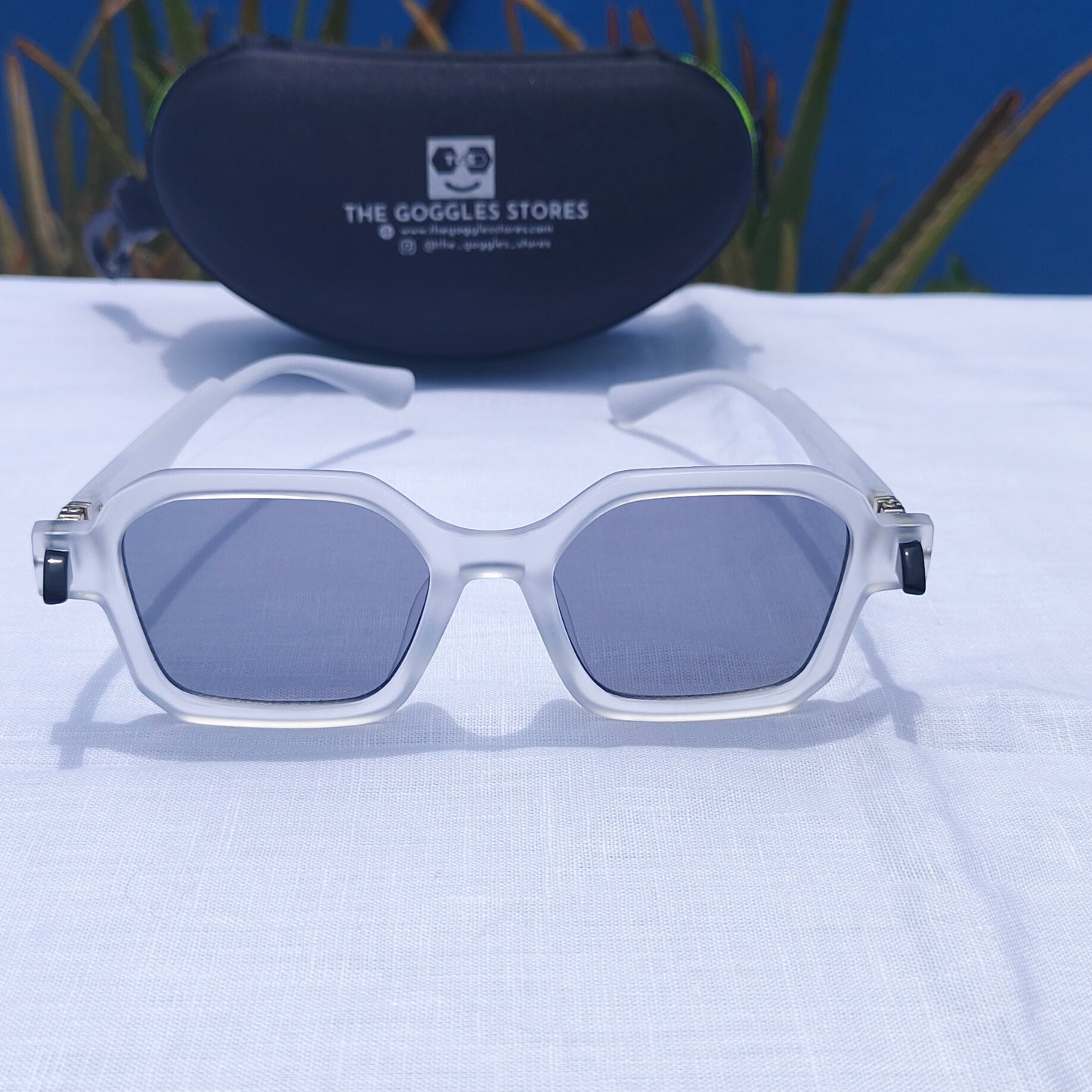 New Angular Square Sunglass