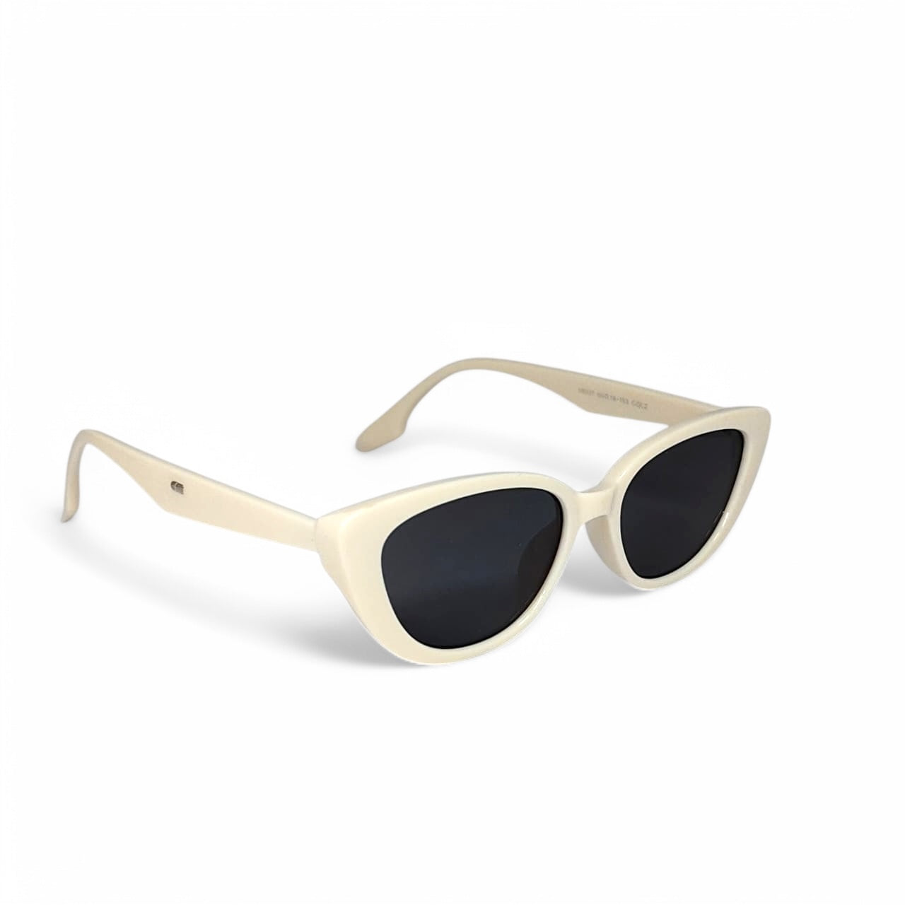 Gentle Cat Eye 31