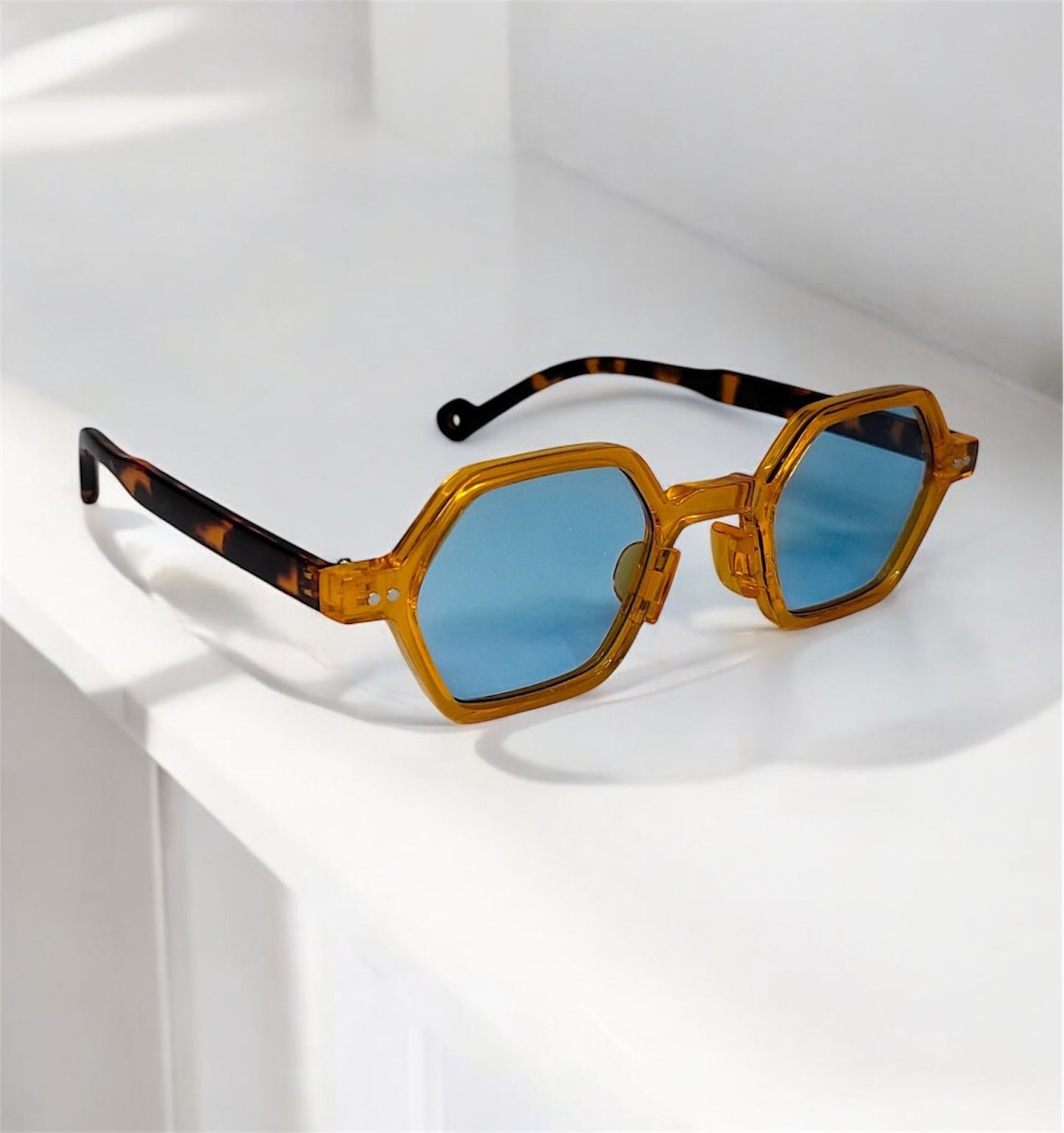 Trendy Retro Unisex