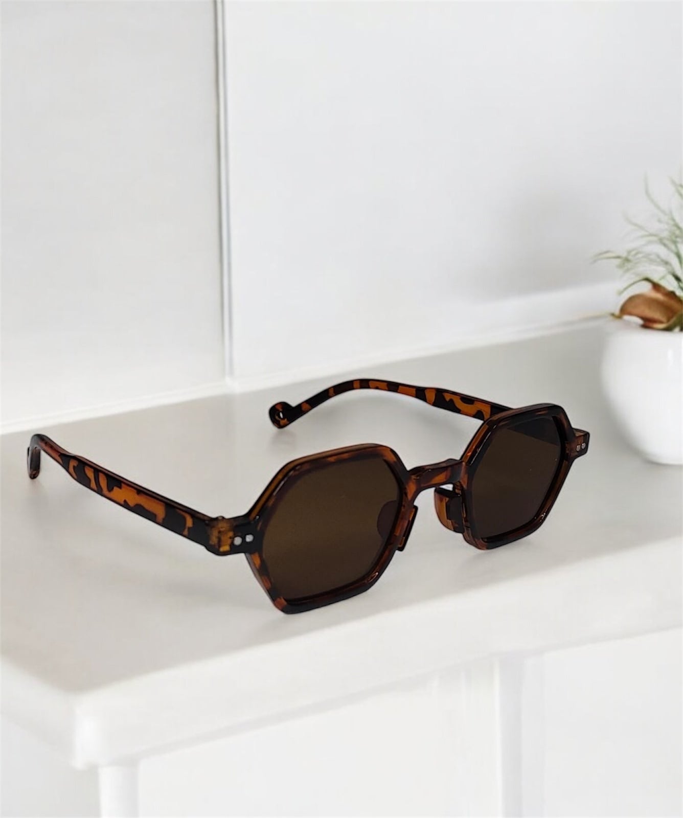 Trendy Retro Unisex